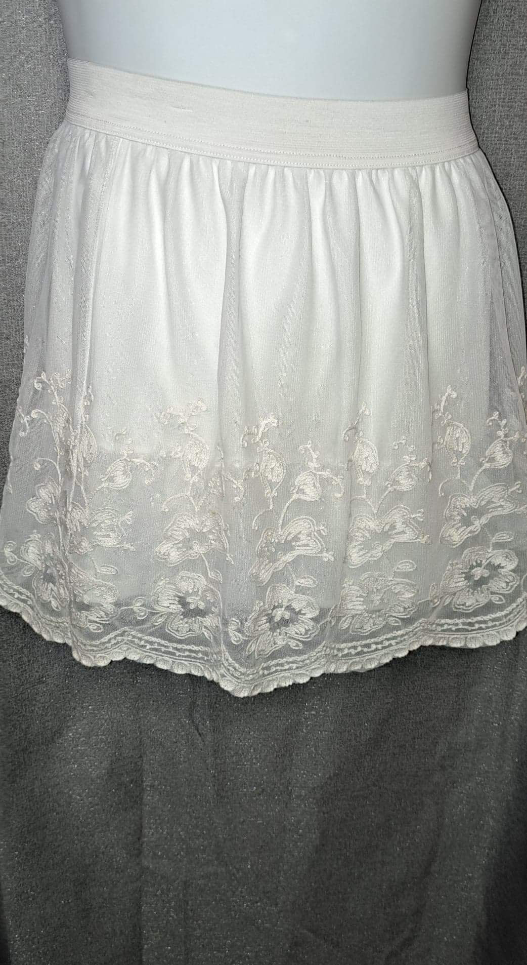 White Rose Skirt by Amy Byer